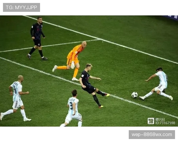 莫德里奇：从8号位到自由中场的战术演变解析