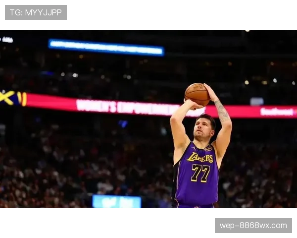 勒布朗无球跑动提升关键时刻得分效率明显领先东契奇