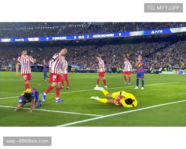 拉菲尼亚：加盟巴萨即锁定主力轮换位置