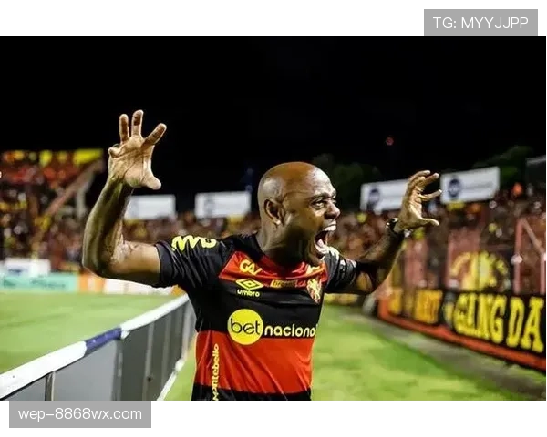 瓦格纳无球跑动牵制防线，魔术进攻空间显著提升