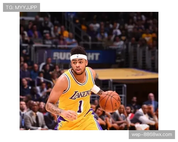 比尔·拉塞尔防守改变比赛节奏，拉开与同期内线巨星差距